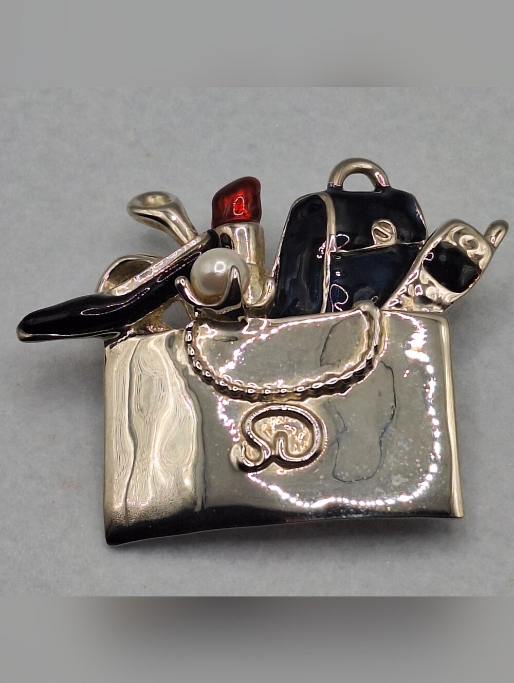 Brooch Vintage St. John Handbag Makeup Brooch/Pin in Silvertone & Black